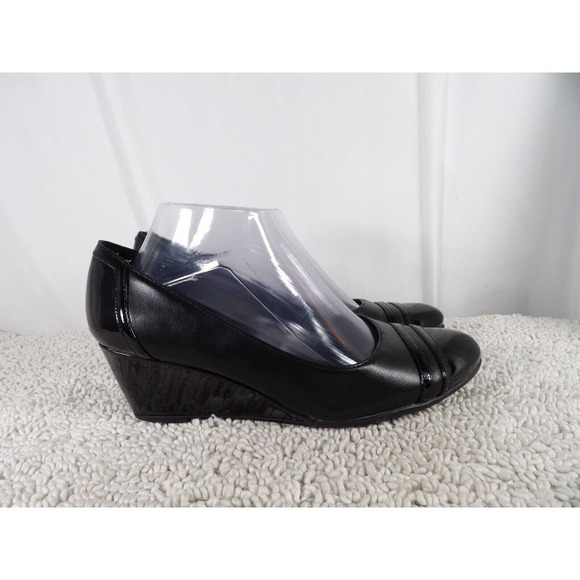 Naturalizer Womens Black Almond Toe Slip On Wedge Pump Heels Size 9 M - Picture 3 of 9